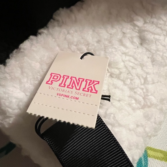 Pink wool stocking - Picture 2 of 5